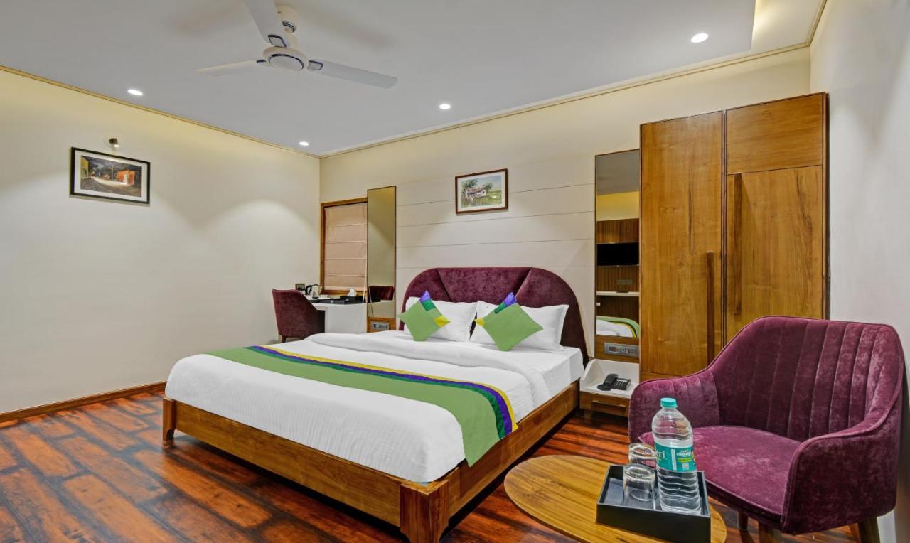 Отель Treebo Z Bhilwara Экстерьер фото