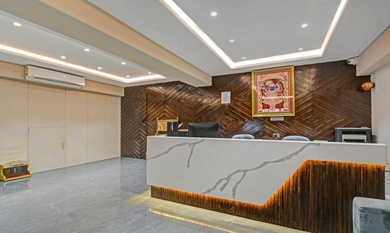 Отель Treebo Z Bhilwara Экстерьер фото